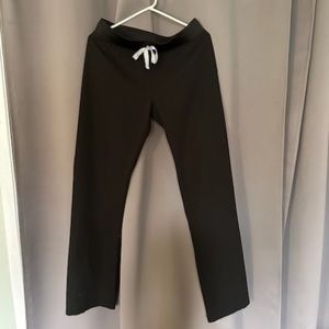 NWOT Figs Livingston™ Basic Scrub Pants- black, small tall